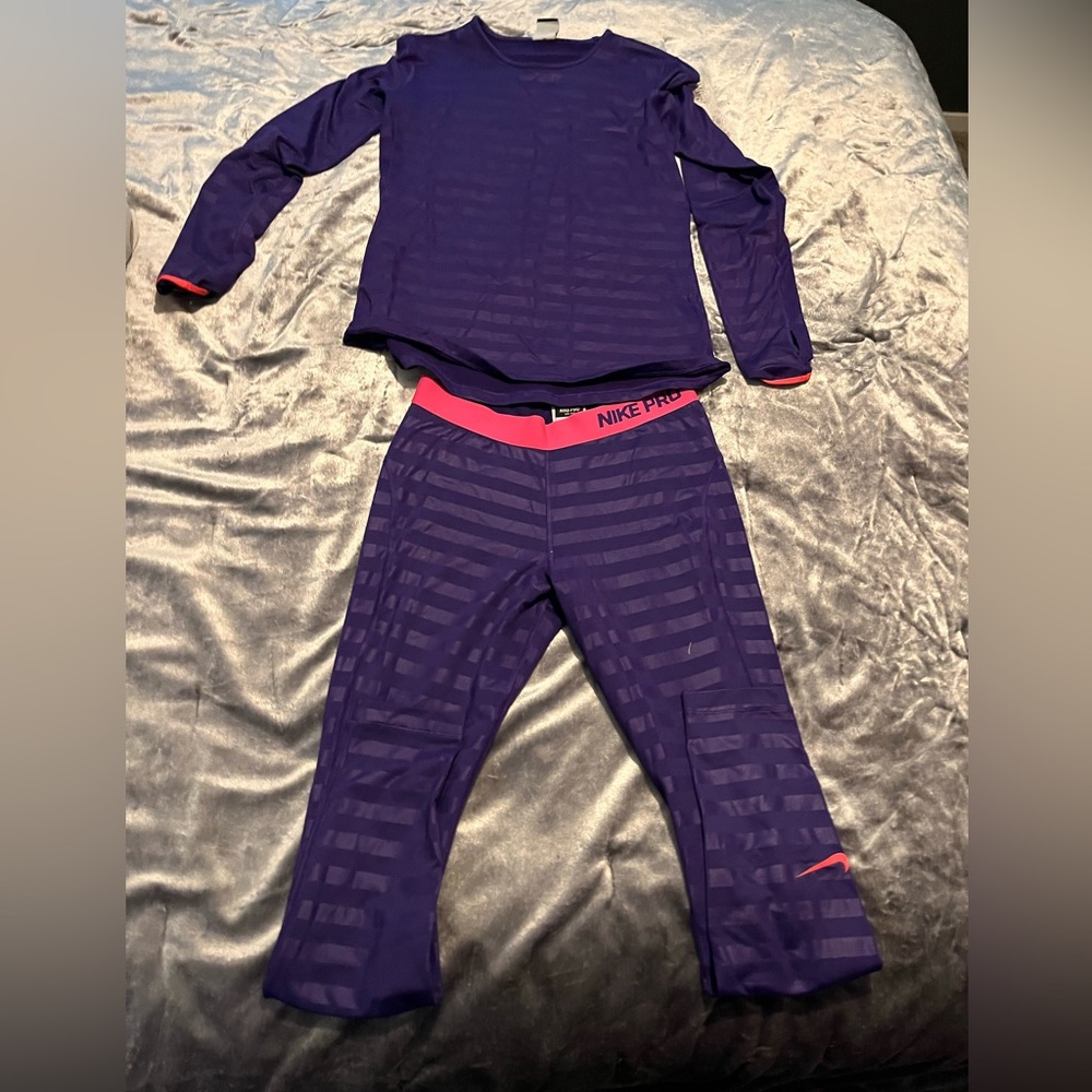 Nike dry fit two piece set